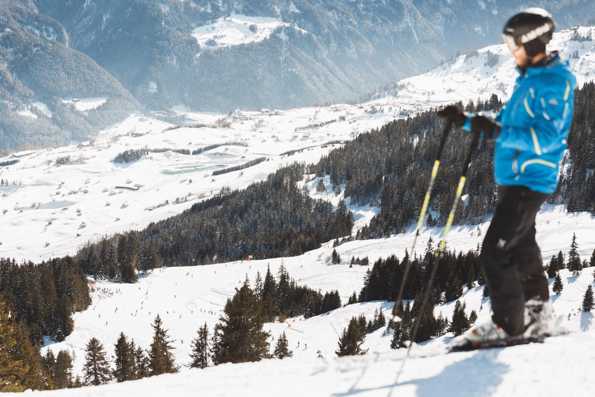 Alpine Resort Goies Superior (Adults Only) 拉迪斯 外观 照片